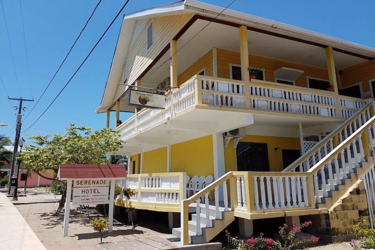 Serenade Hotel Placencia Экстерьер фото