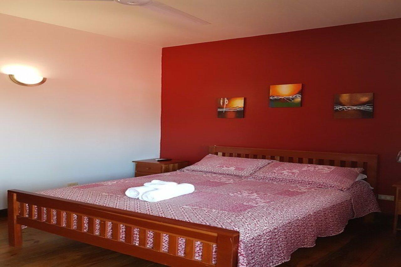 Serenade Hotel Placencia Экстерьер фото
