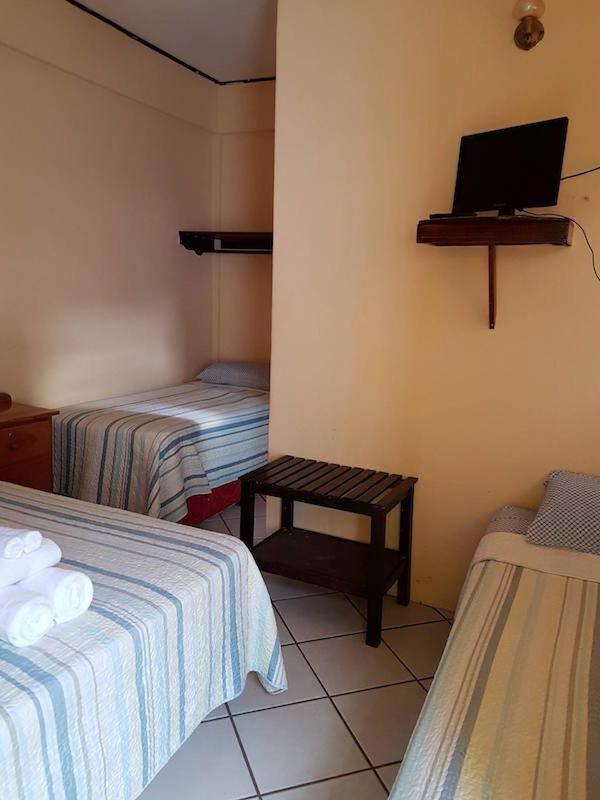 Serenade Hotel Placencia Экстерьер фото