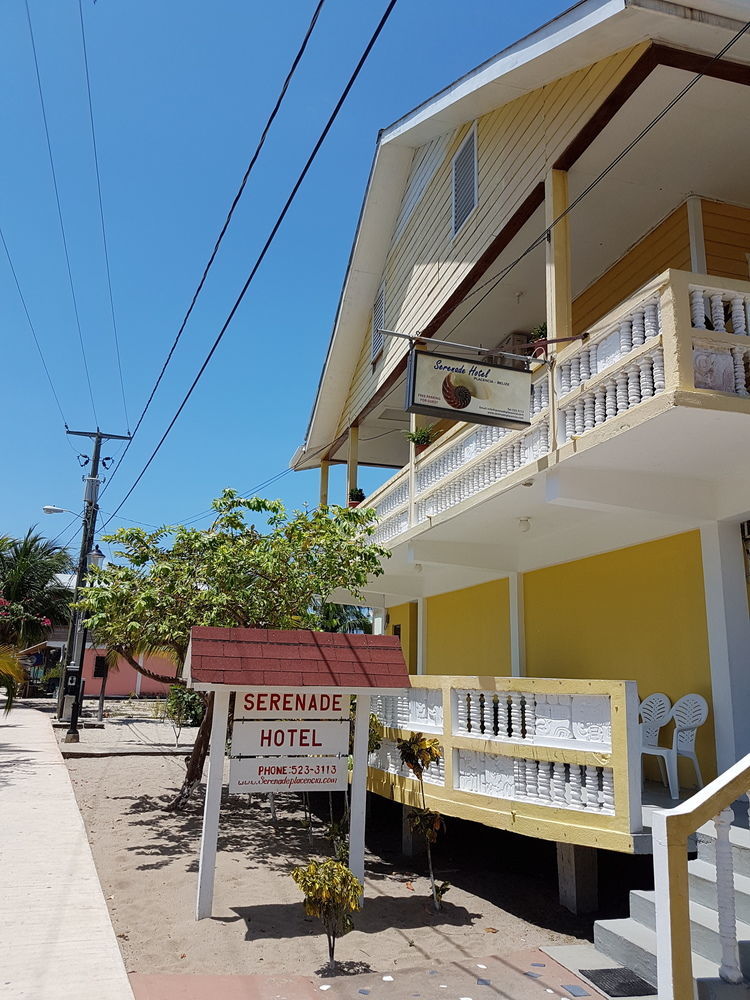 Serenade Hotel Placencia Экстерьер фото